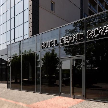 Grand Royal Hotel Чернивци Екстериор снимка